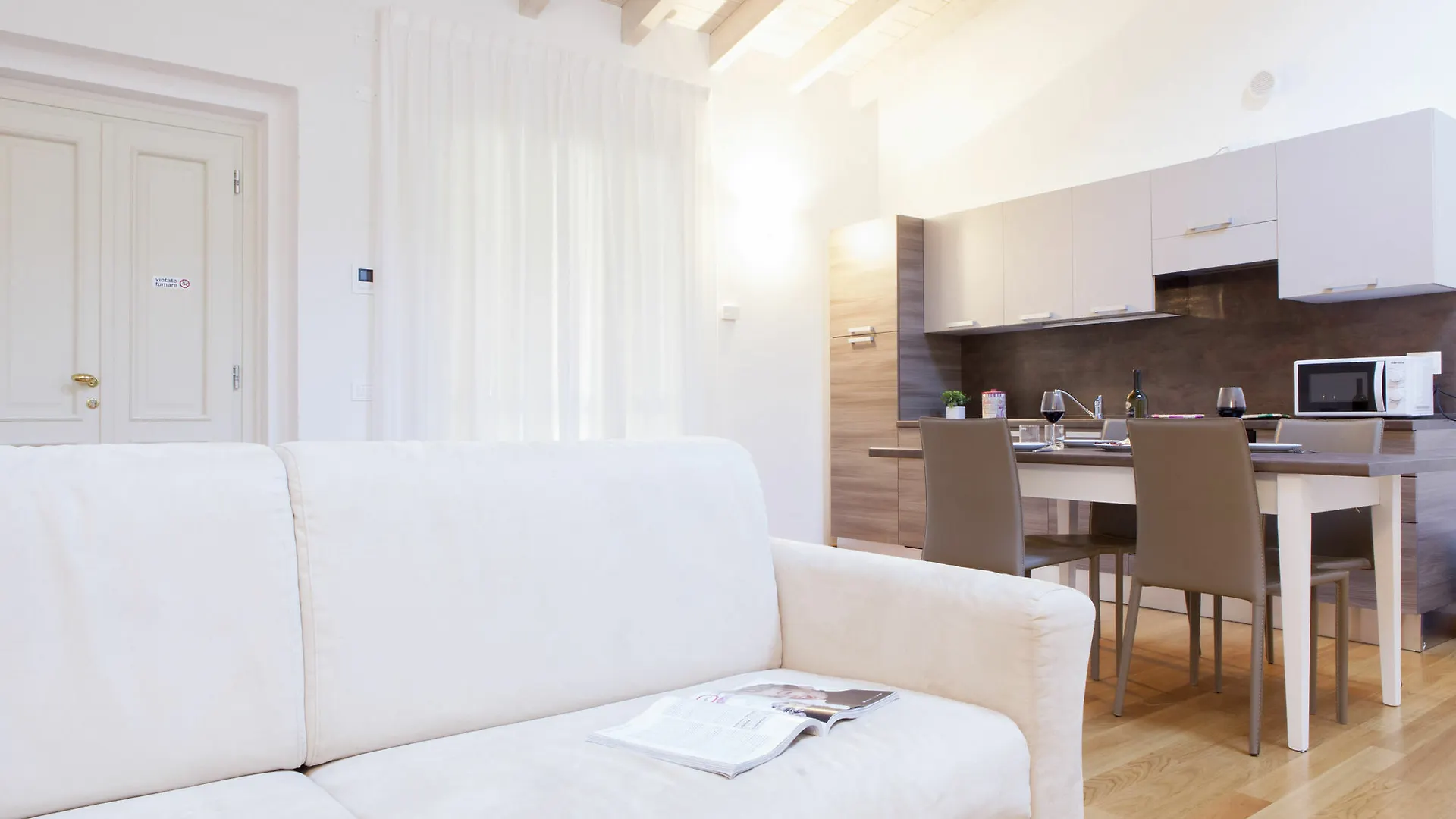 Polpenazze Halldis Apartments Polpenazze del Garda
