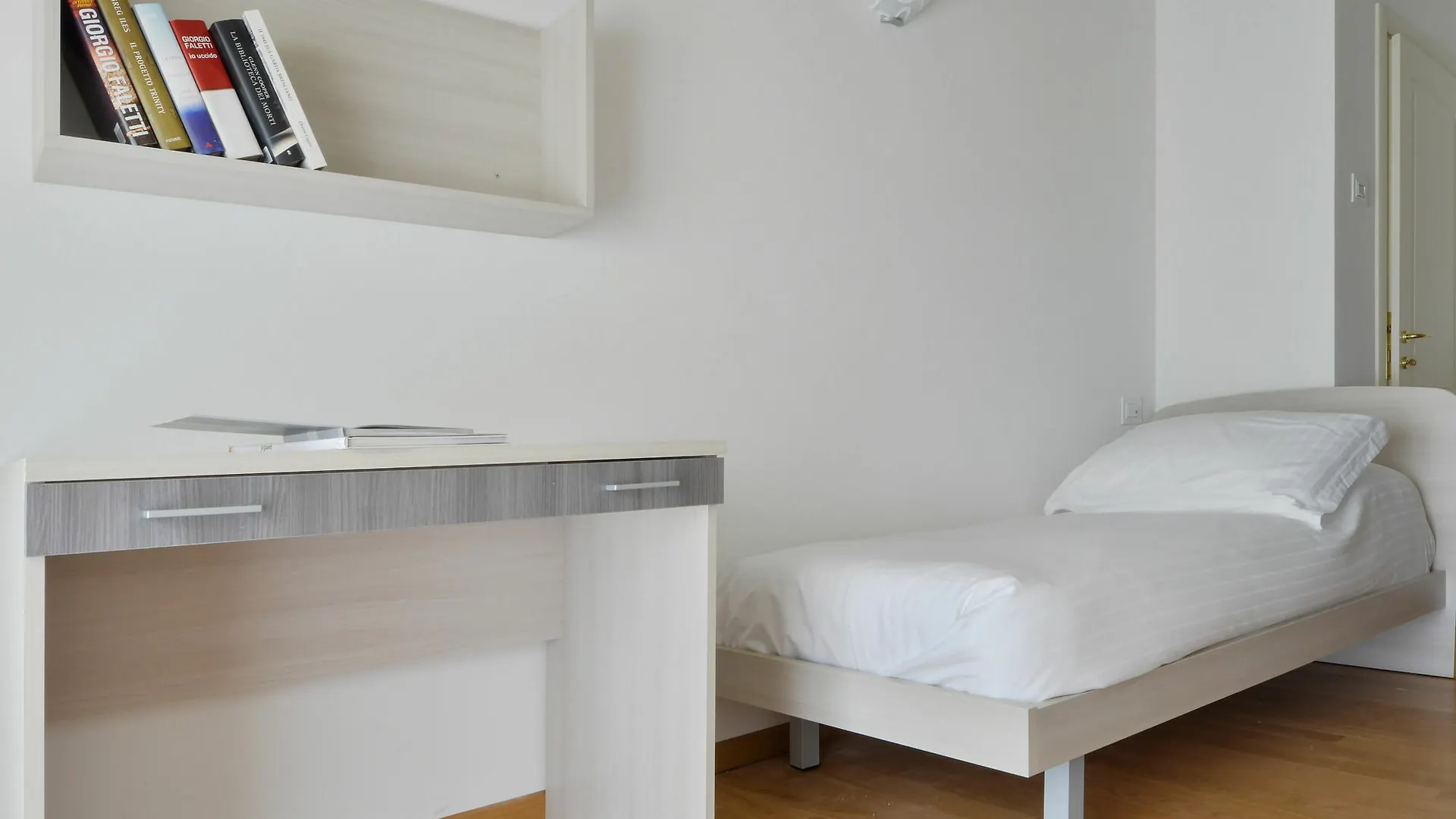 Polpenazze Halldis Apartments Polpenazze del Garda Italy